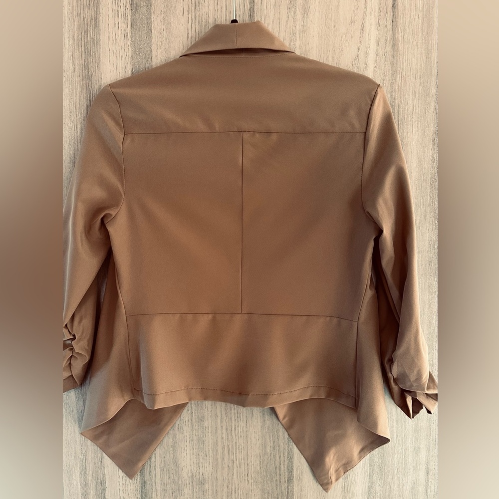 Women’s Blazer - Picture 4 of 5